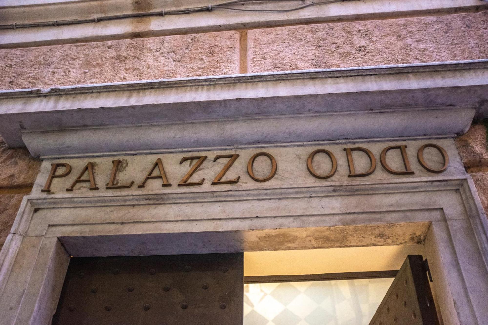 Palazzo Oddo Rental Rooms Albenga Extérieur photo