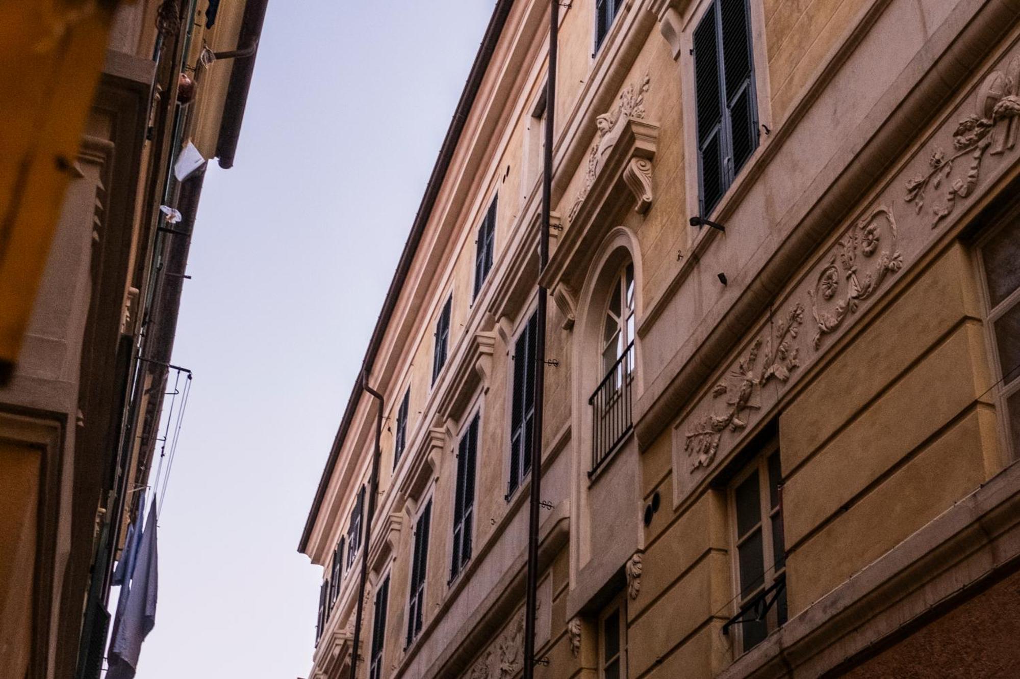 Palazzo Oddo Rental Rooms Albenga Extérieur photo